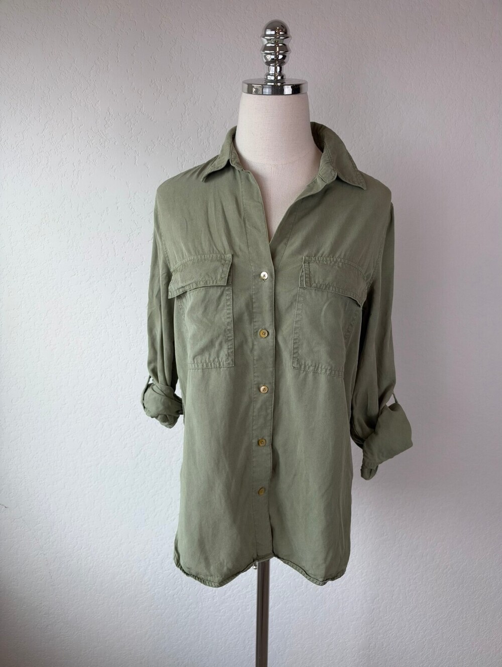 Babaton Green Button Up Shirt 100% Lyocell size XS